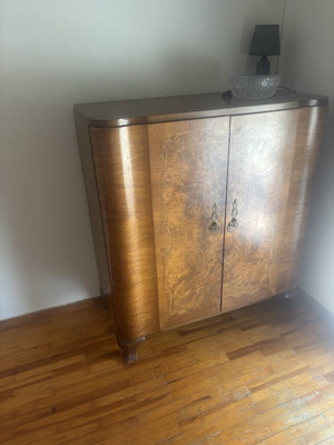 Vintage oak chest of drawers