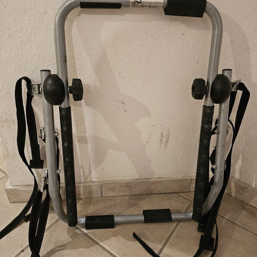 Car Bike Rack like new with spare clamp