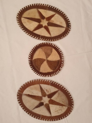Animal hair decorative placemats, set of 3