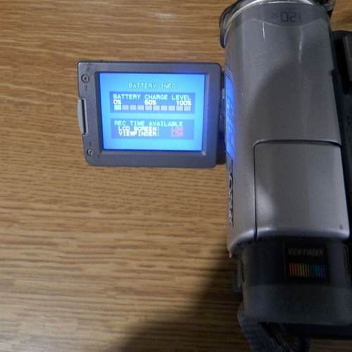 Camera (Video Camera) Sony DCR-TRV33E Mini DV used, vintage