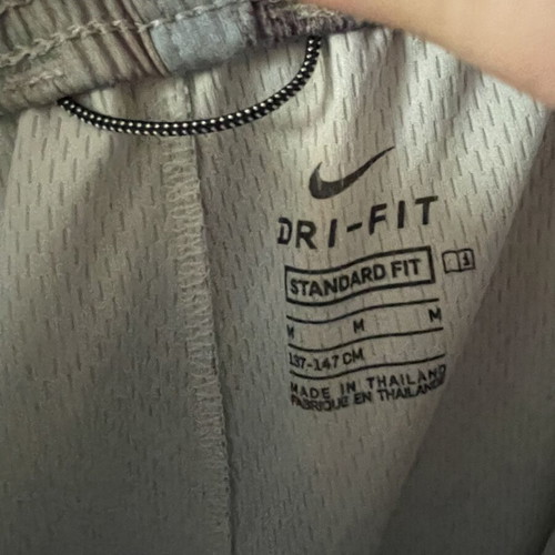 Nike Dry-Fit Shorts used, size 137-147 cm, beige and purple