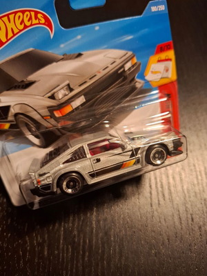 '82 Toyota Supra Hot Wheels 2026 καινούργιο, άθικτο στο κουτί