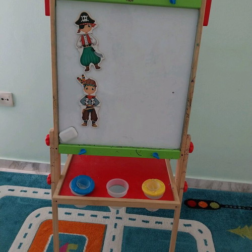 Hape All-in-1 Easel used adjustable art easel with two surfaces