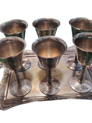 Silver-plated tray with 6 glasses used