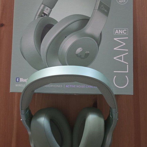 Fresh 'n Rebel Clam ANC wireless headphones like new, Misty Mint