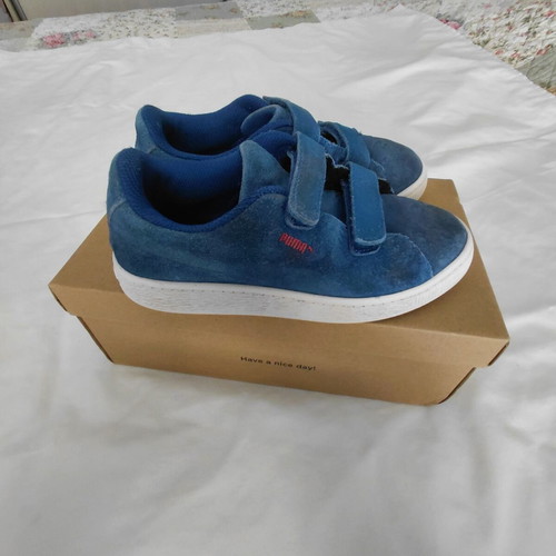 Puma sneakers used, size 33, blue suede leather