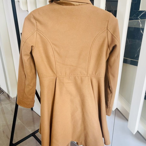 Camel Trench Coat like new, tailored classic fit