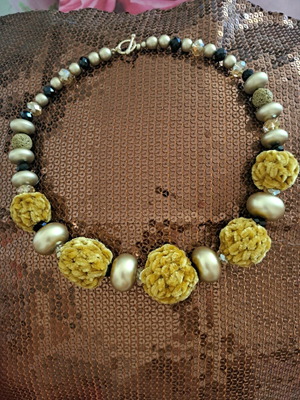 Handmade necklace like new
