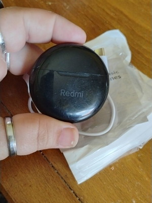 Wireless headphones new, unused