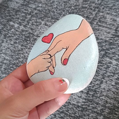 Painted stone new with acrylic colors