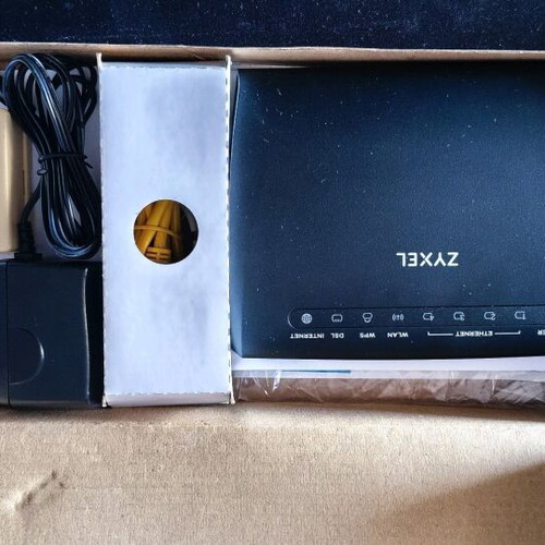 Zyxel ADSL Gateway AMG1302-T11C router new