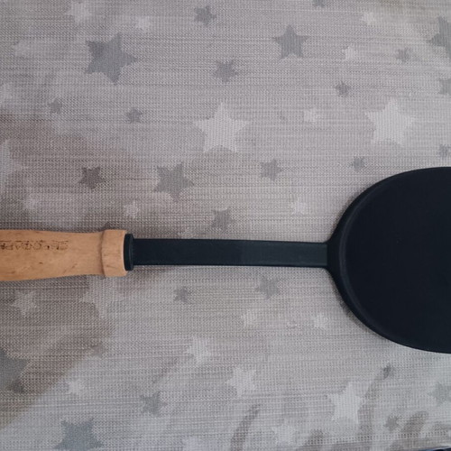 Kitchen utensils used, set of 2 pieces
