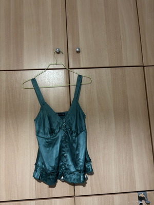 Satin top BSB like new, emerald, size small