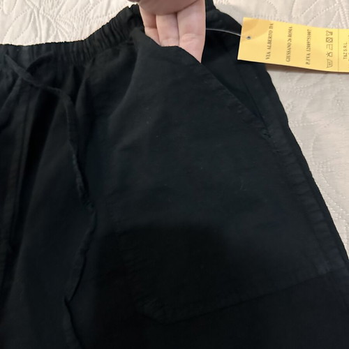 Black Cotton Bermuda Shorts size M new with pockets