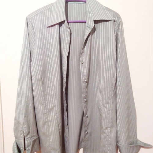 Perform women's shirt gray like new with stripes and pearl buttons
