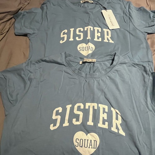 T-shirt Sisters Squad Stradivarius καινούργια, μπλε, Large και Medium