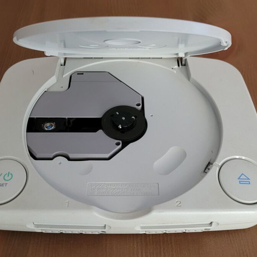 Sony Playstation 1 PSone SCPH-102 Slim console bundle