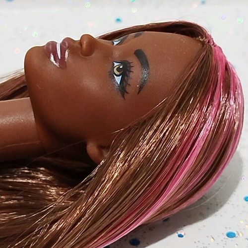 Barbie Colour Reveal used with flaws