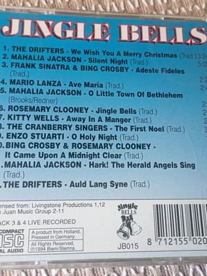 Jingle Bells CD like new with Christmas songs by legendary voices