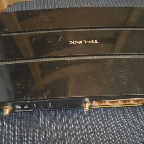 Router TP Link 300Mbps used
