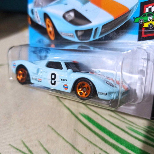 Hot Wheels Gulf Ford GT-40 HW Race Day 35/250 new