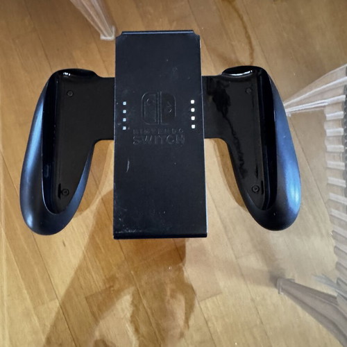 Nintendo OLED Edition конзола като нова с 5 игри и калъф за носене