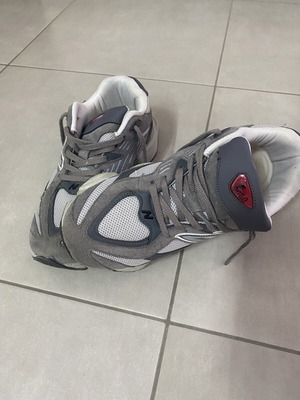 New Balance 9060 sneakers, grey, size 41