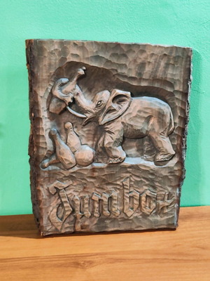 Wall decoration woodcarving like new, handmade beech wood