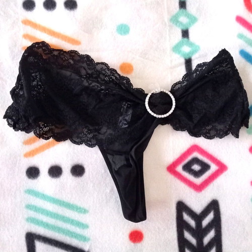 Lace thong slip new with diamond detail, size L/XL