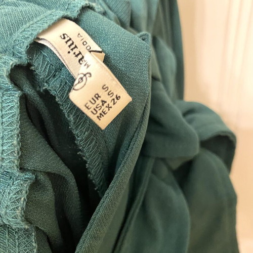 Stradivarius green fabric cropped pants size S, like new