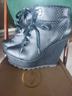 London Rebel boots used No 39 black