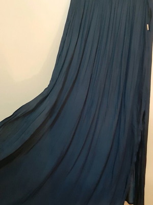 BSB long blue skirt like new, large with elastic waist and pockets