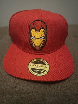 Marvel Iron Man snapback καπέλο Bioworld αχρησιμοποίητο, κόκκινο