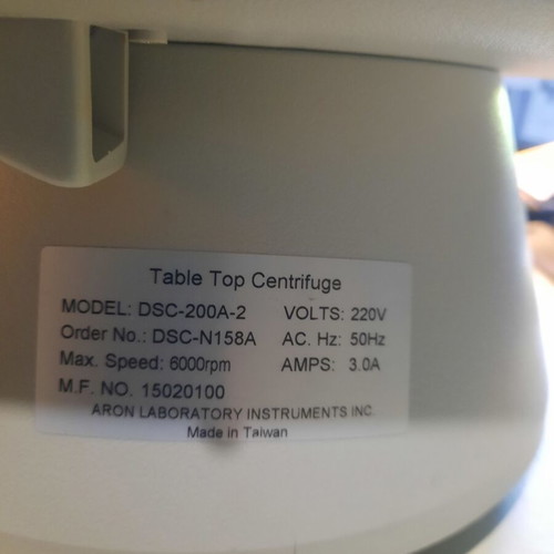 Digisystem Table Top Centrifuge Machine DSC-200T like new