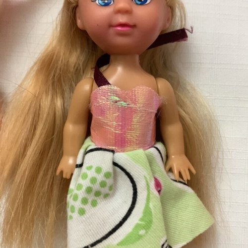 Mini dolls like new, pack of 2