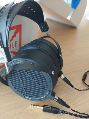 AUDEZE LCD-2C
