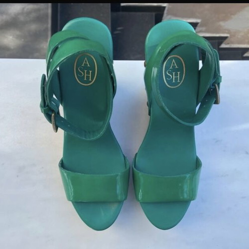 Ash green sandals like new, size 37, leather patent