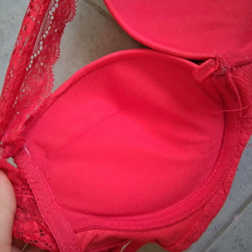 Bra 2 in 1 red, like new