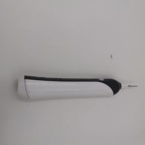Oral-B Pro electric toothbrush type 3756 used without charger
