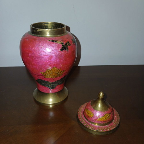 Vintage Cloisonne Vase with Lid in Like New Condition
