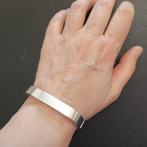 Silver 925 square bangle like new