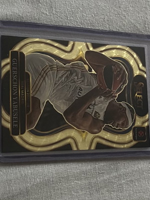Yabusele Gold Vinyl card like new