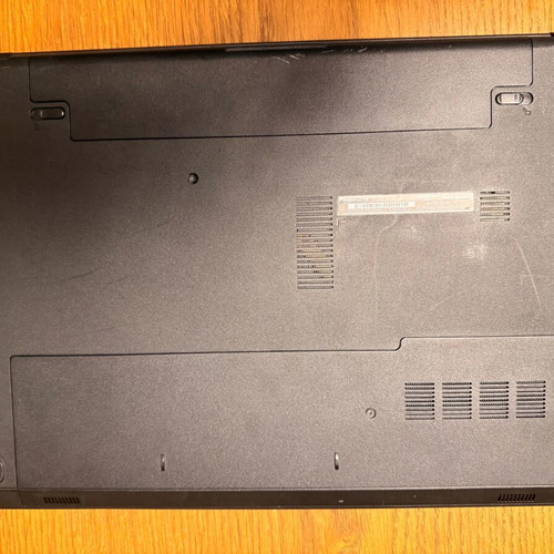 Dell Inspiron 15 3542 laptop like new with 8GB RAM and 120GB SSD