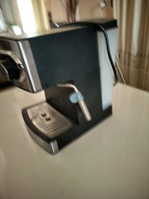 Izzy espresso coffee maker like new