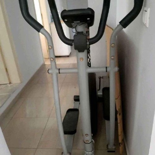 Elliptical fitness machine new with magnetic resistance system