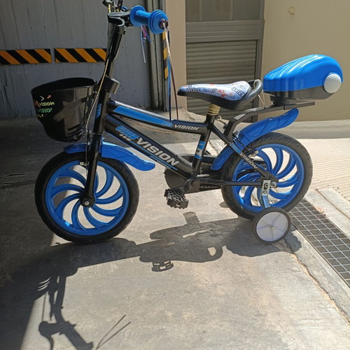 Boys' children's bicycle 16 inch with basket and training wheels
