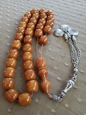 Bakelite komboloi worry beads, 33 beads, traditional oriental finish