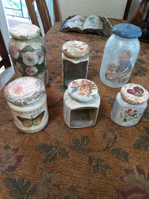 Kitchen jars new in various sizes