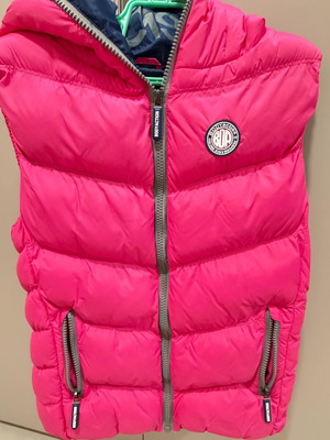 Body Action sleeveless jacket women's fuchsia XL like new with hood
