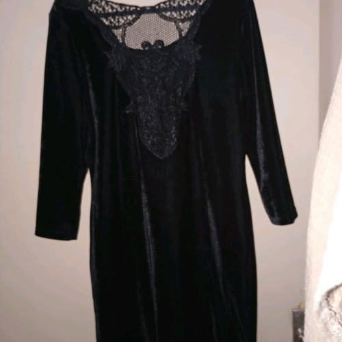 Darling classic women's black velvet dress with lace like new, size L